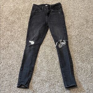 Levi's Black Distressed Skinny Jeans
